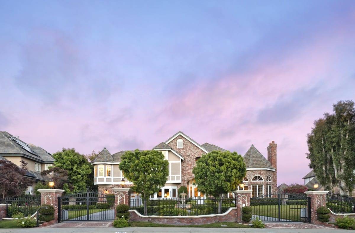 25492 nellie gail road 13