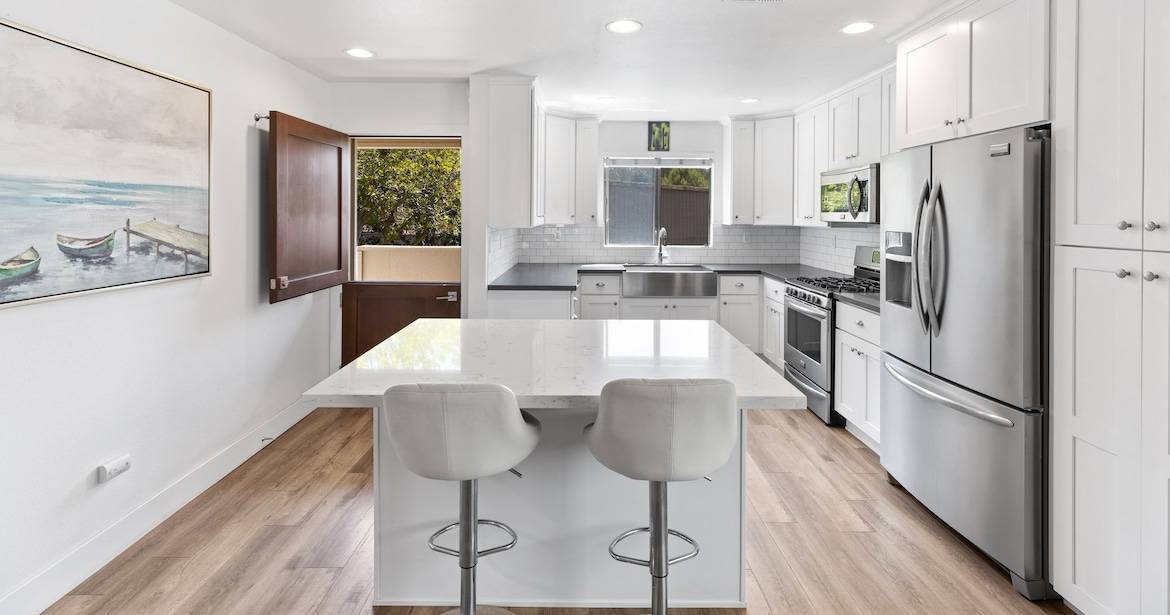 31493 E 9th Dr 16 G web 01 1