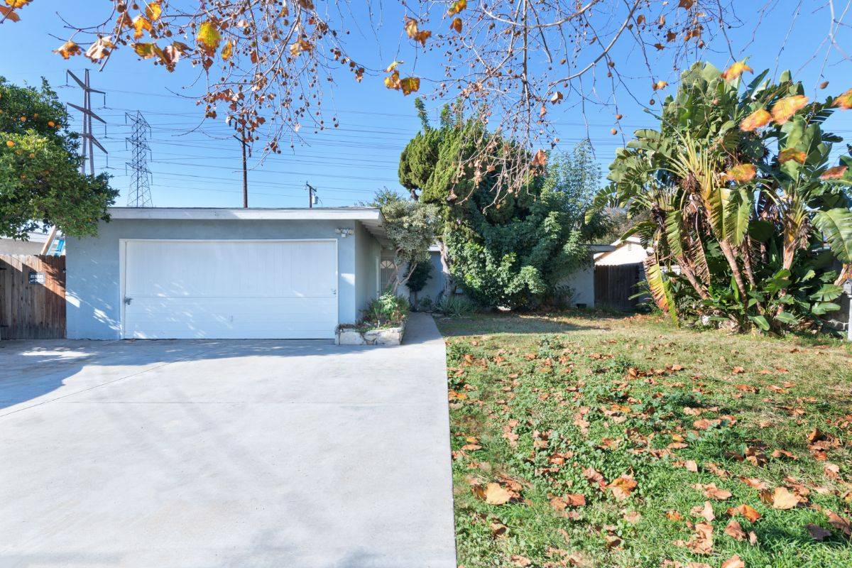 Brad Feldman Group Top Anaheim Realtor 915 S Sherrill St web 20