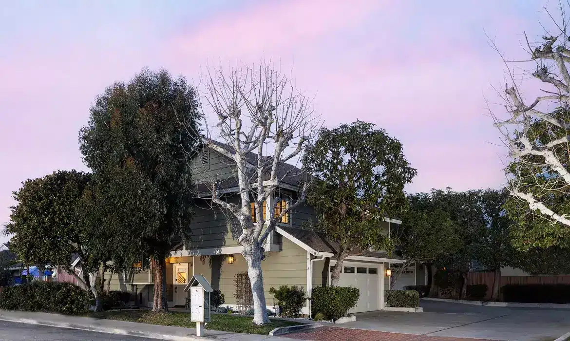 Brad Feldman Group Top Costa Mesa Realtor 292 Palmer St B web 01