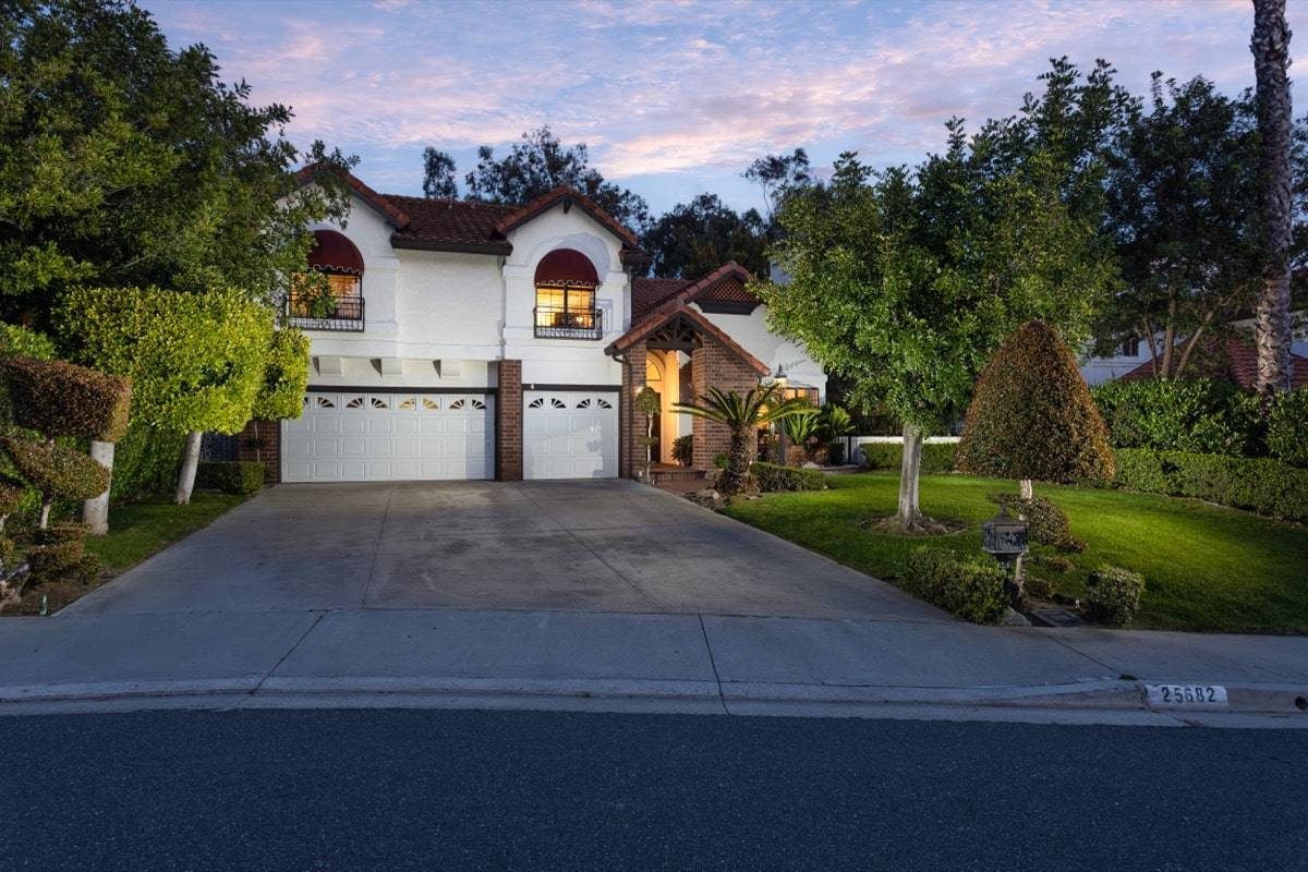 Brad Feldman Group 25682 Nottingham Ct web 01
