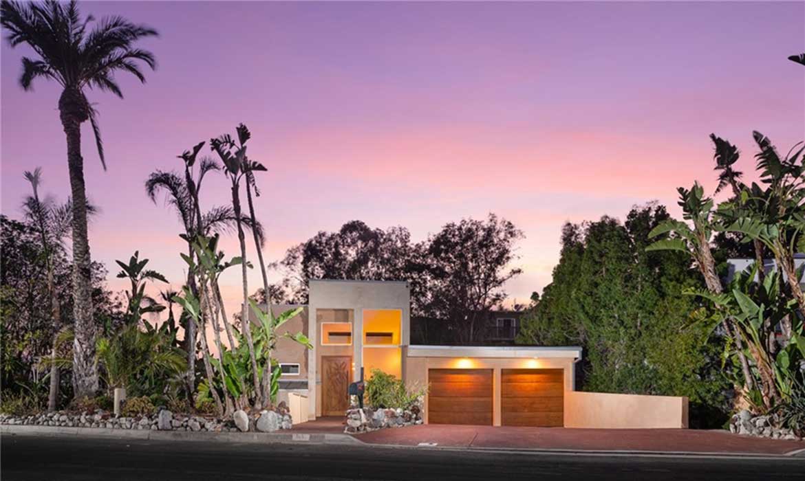 Brad Feldman Group Top Laguna Beach Realtor 865 Balboa Ave web 01