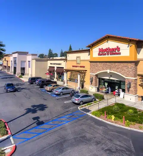 Exterior View of Brea Plaza Shopping Center with Mother&rsquo;s Market & Kitchen and Other Retail Shops