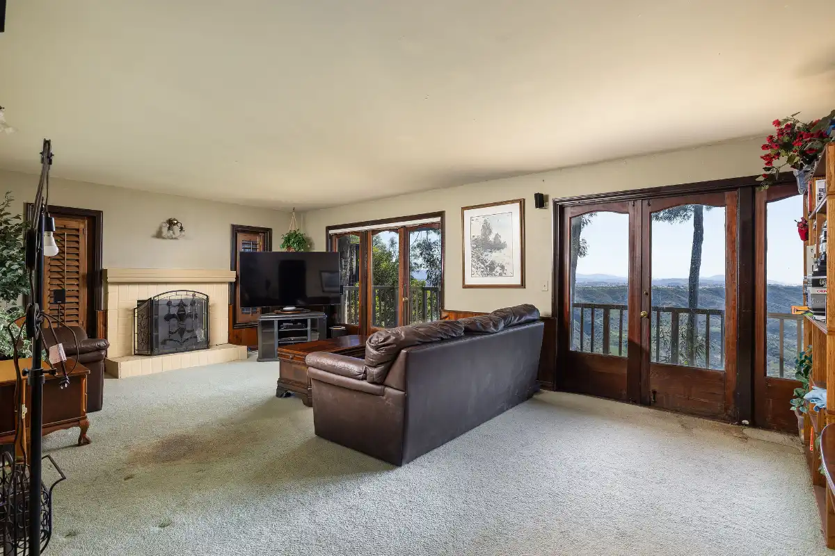 Brad Feldman Group Top Laguna Beach Realtor 28832 Top of the World Dr web 10