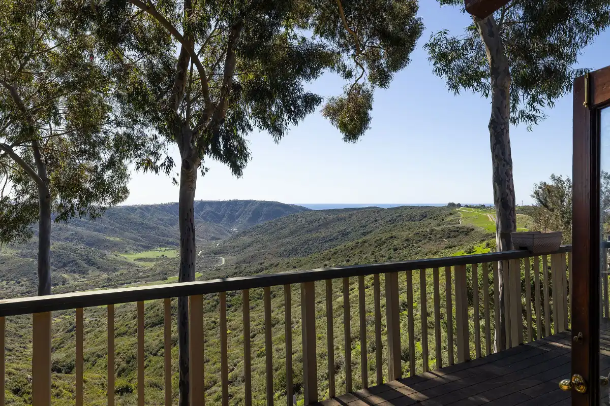 Brad Feldman Group Top Laguna Beach Realtor 28832 Top of the World Dr web 11