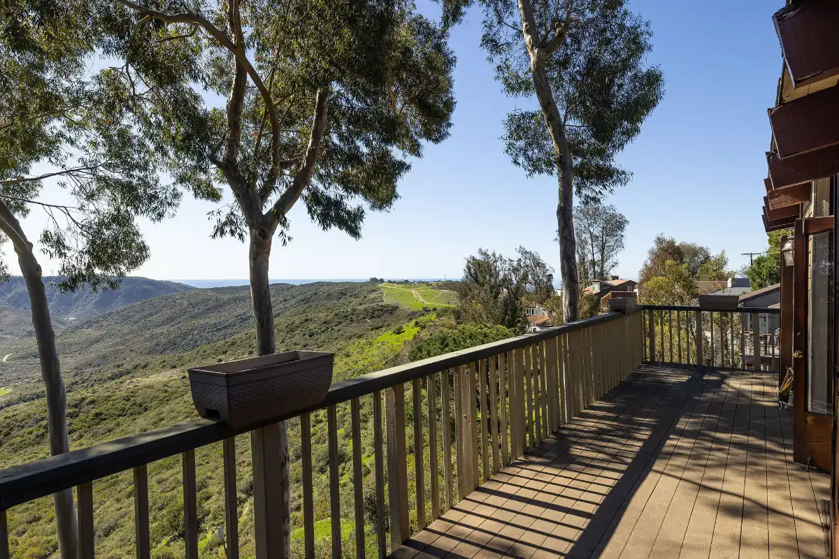 Brad Feldman Group Top Laguna Beach Realtor 28832 Top of the World Dr web 12