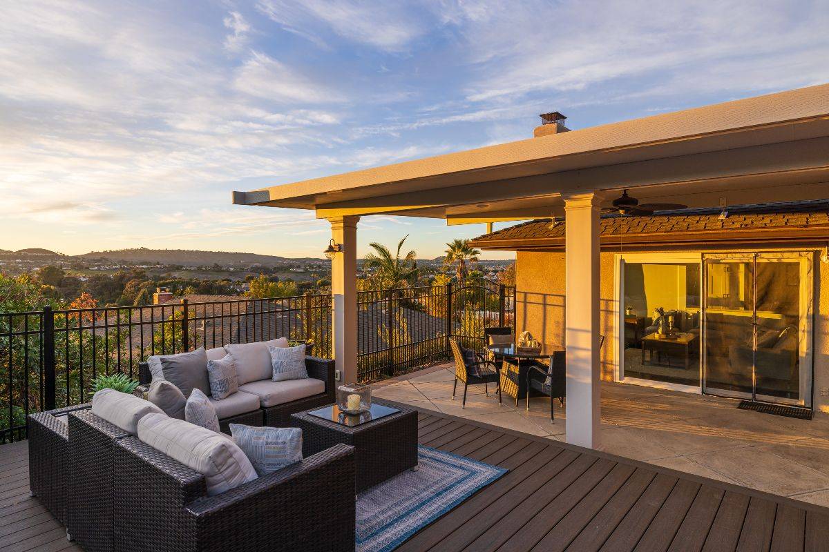 Backyard patio with views at sunset in a Laguna Niguel home sold by the best real estate agents Brad Feldman Group local realtors
