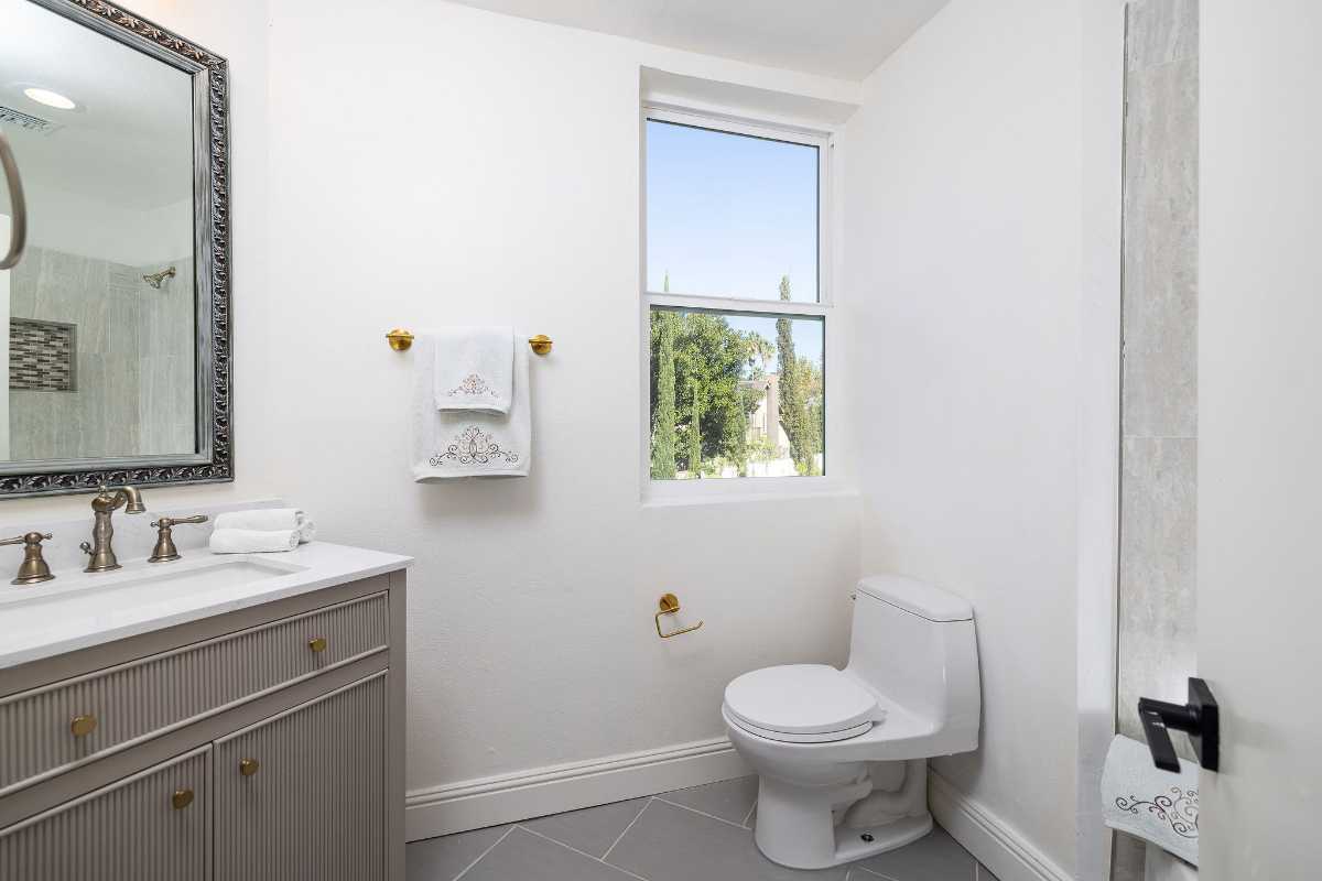 Brad Feldman Group Top Laguna Hills Realtor 25901 Nellie Gail Rd web 18