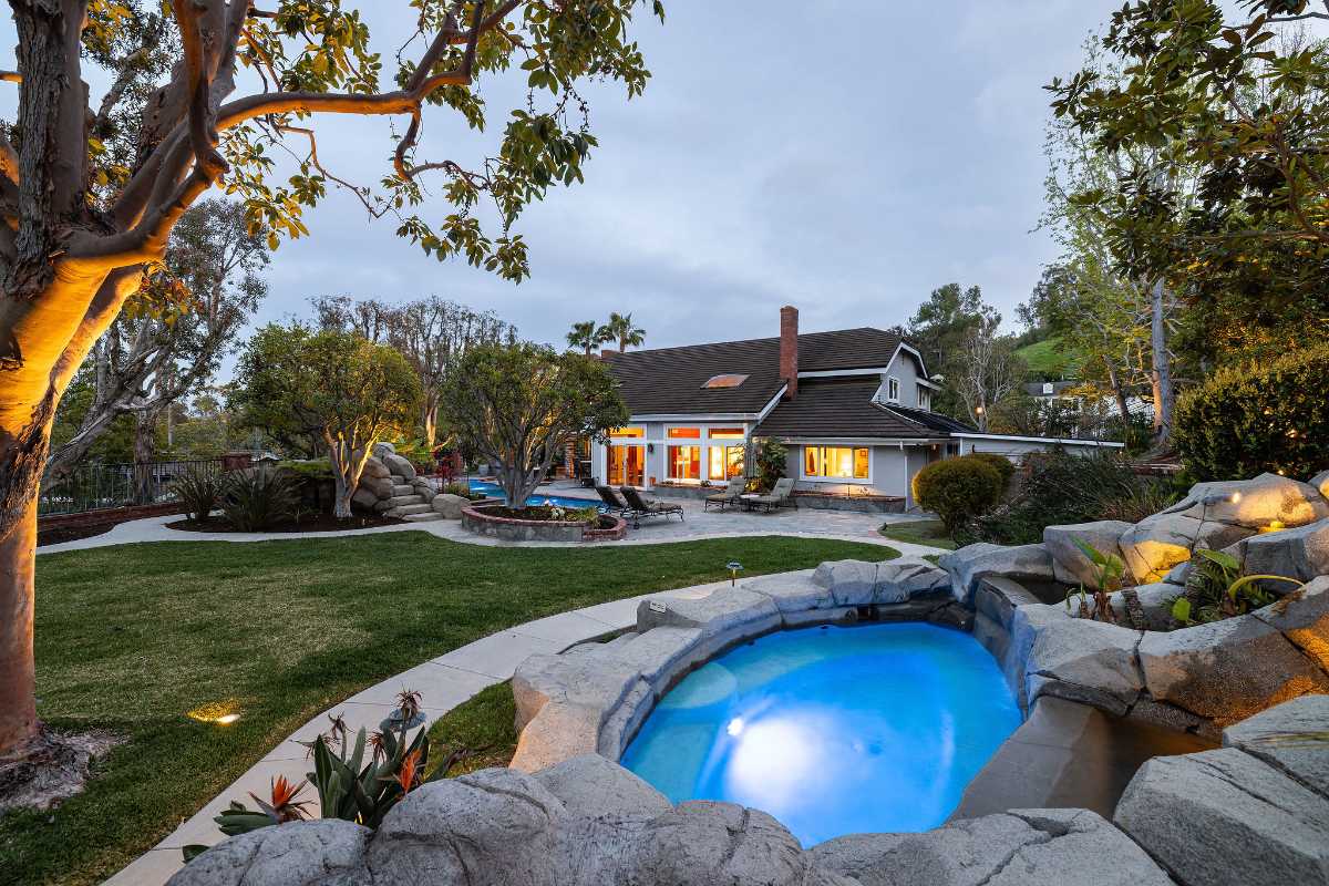Brad Feldman Group Top Laguna Hills Realtor 25611 Rangewood Rd 01