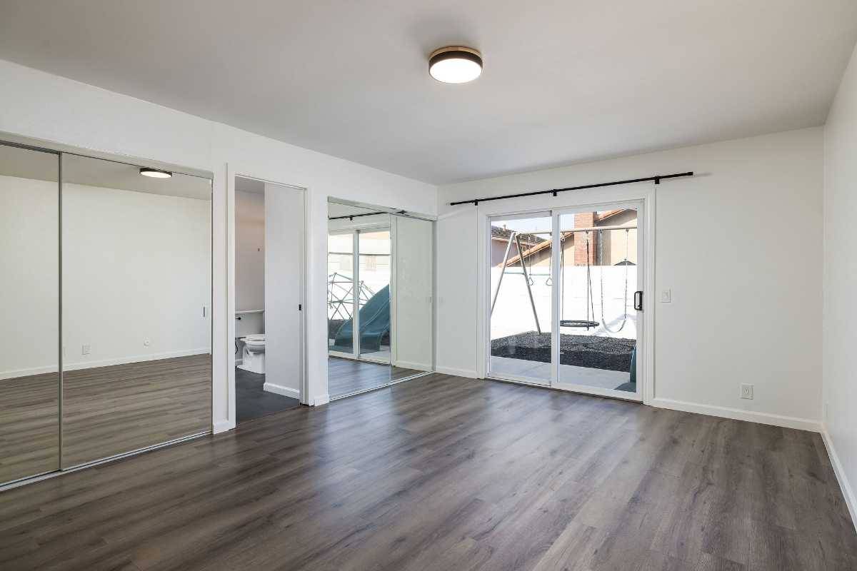 Brad Feldman Group Top Laguna Hills Realtor 24871 Overland Dr web 07