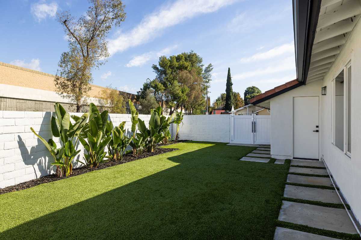 Brad Feldman Group Top Laguna Hills Realtor 24871 Overland Dr web 17