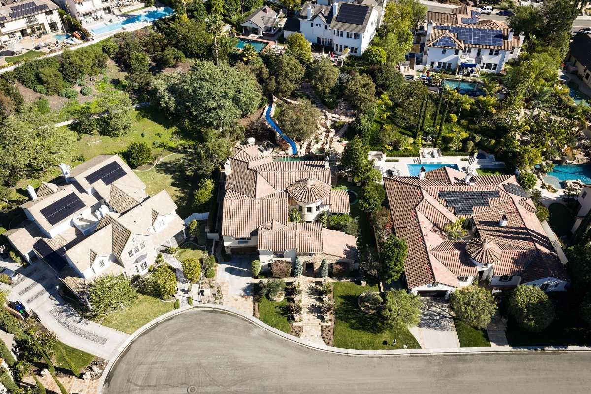 Brad Feldman Group Top Laguna Hills Realtor 25152 Anvil Cir web 30