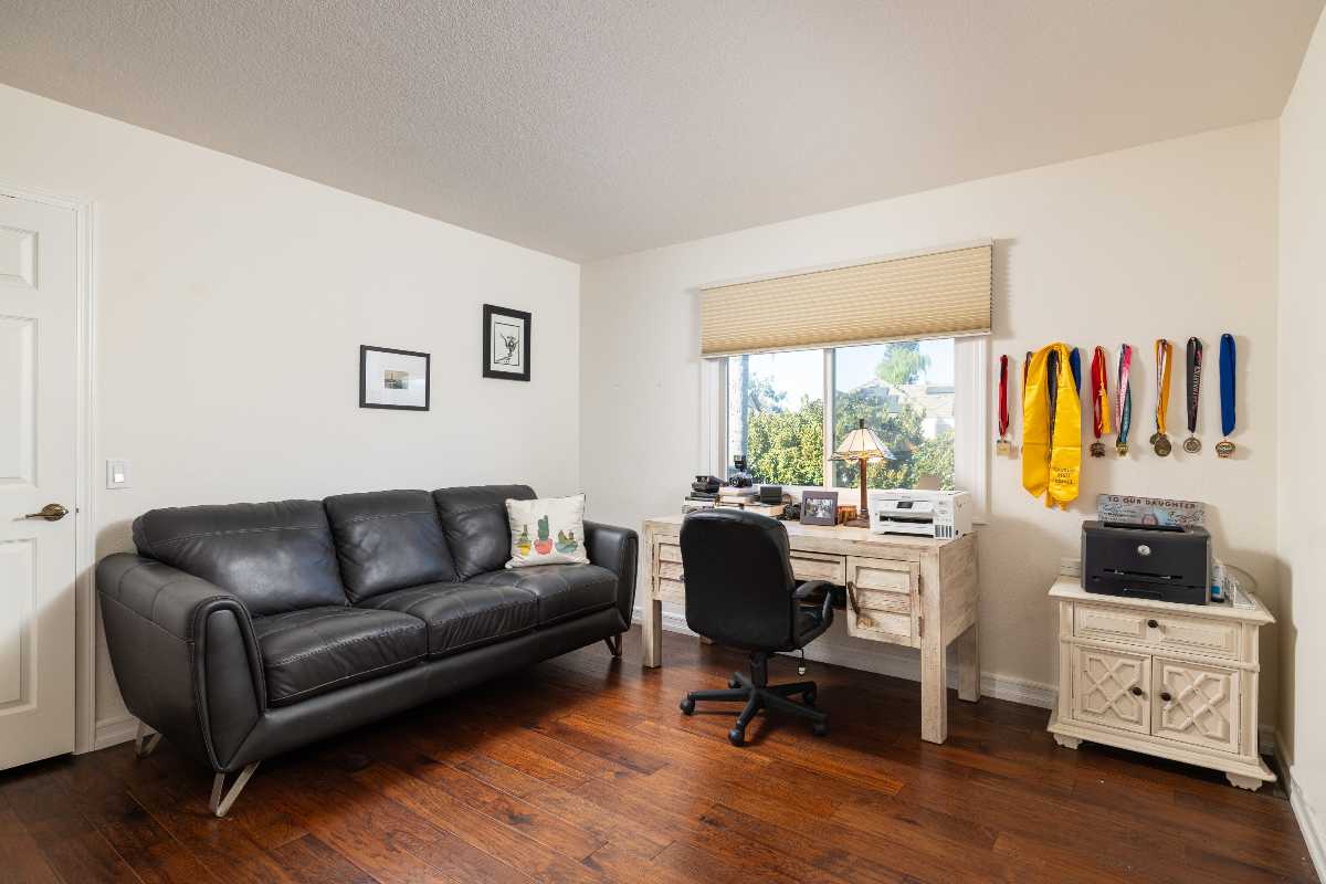 Brad Feldman Group Top Laguna Hills Realtor 26041 Spur Branch Ln web 33
