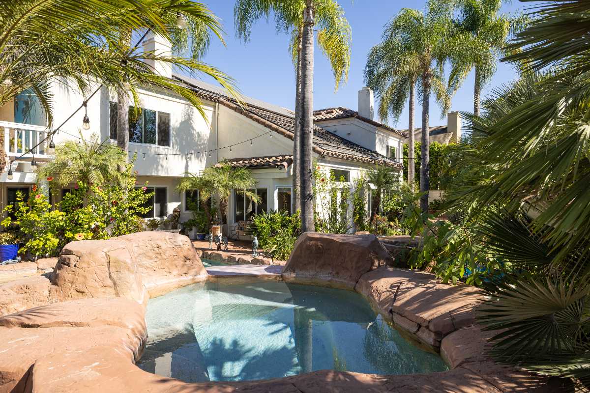 Brad Feldman Group Top Laguna Hills Realtor 26041 Spur Branch Ln web 43