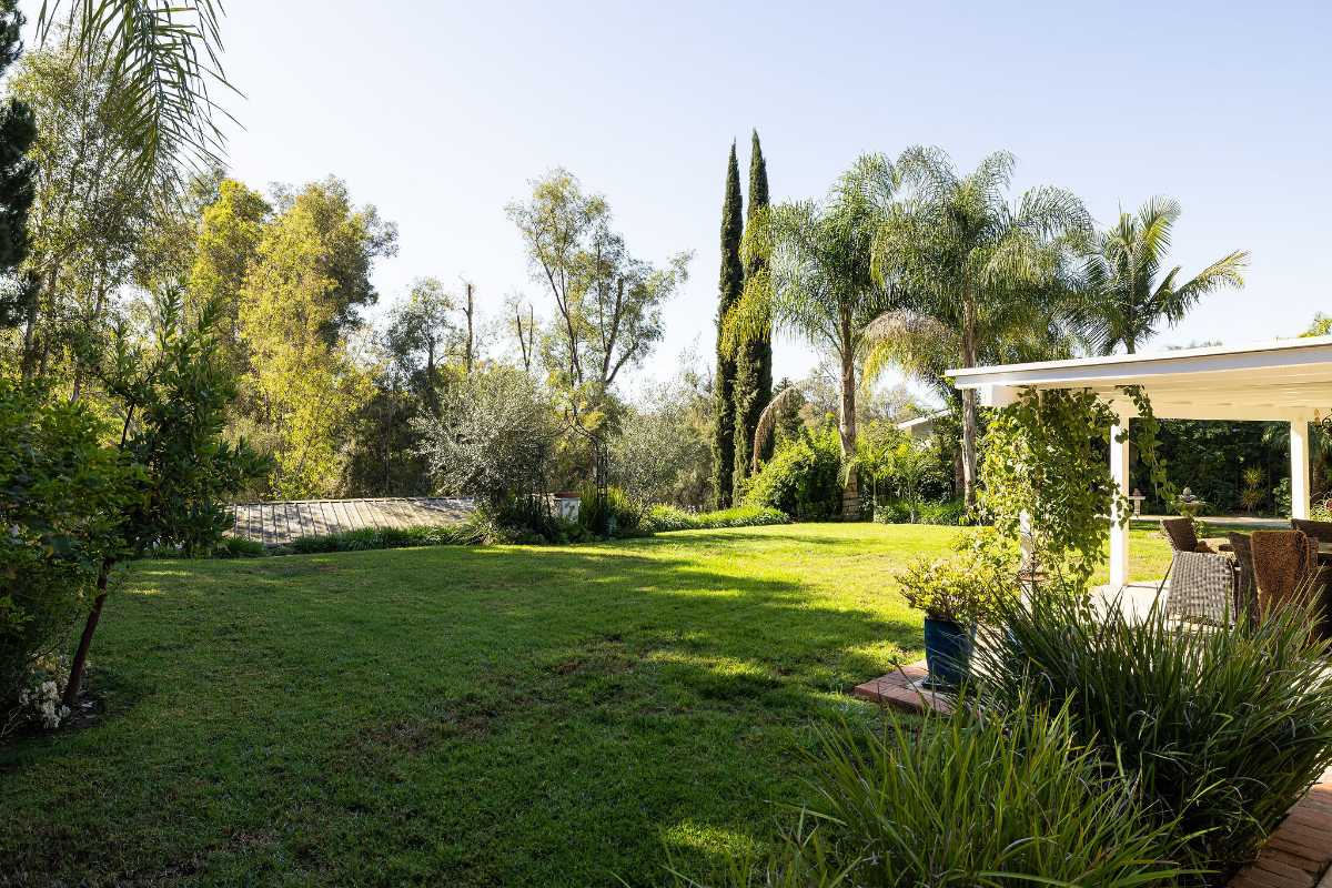 Brad Feldman Group Top Laguna Hills Realtor 24972 Buckboard Ln web 26