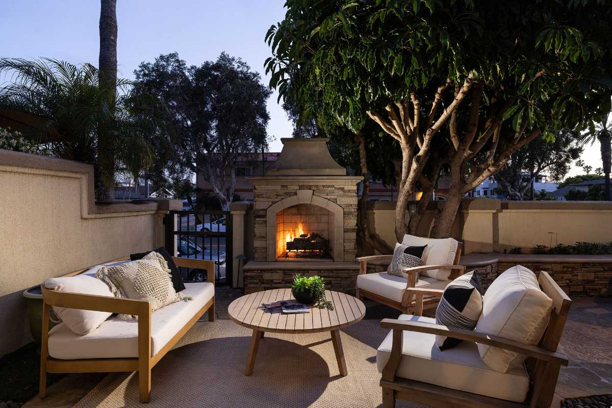 Brad Feldman Group Top Huntington Beach Realtor 513 Pierside Circle web 14