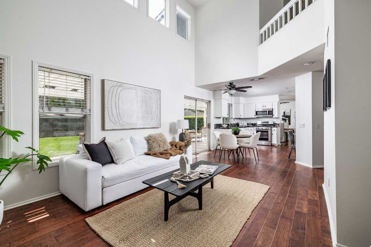 Brad Feldman Group Top Anaheim Realtor 114 N Pauline St web 08