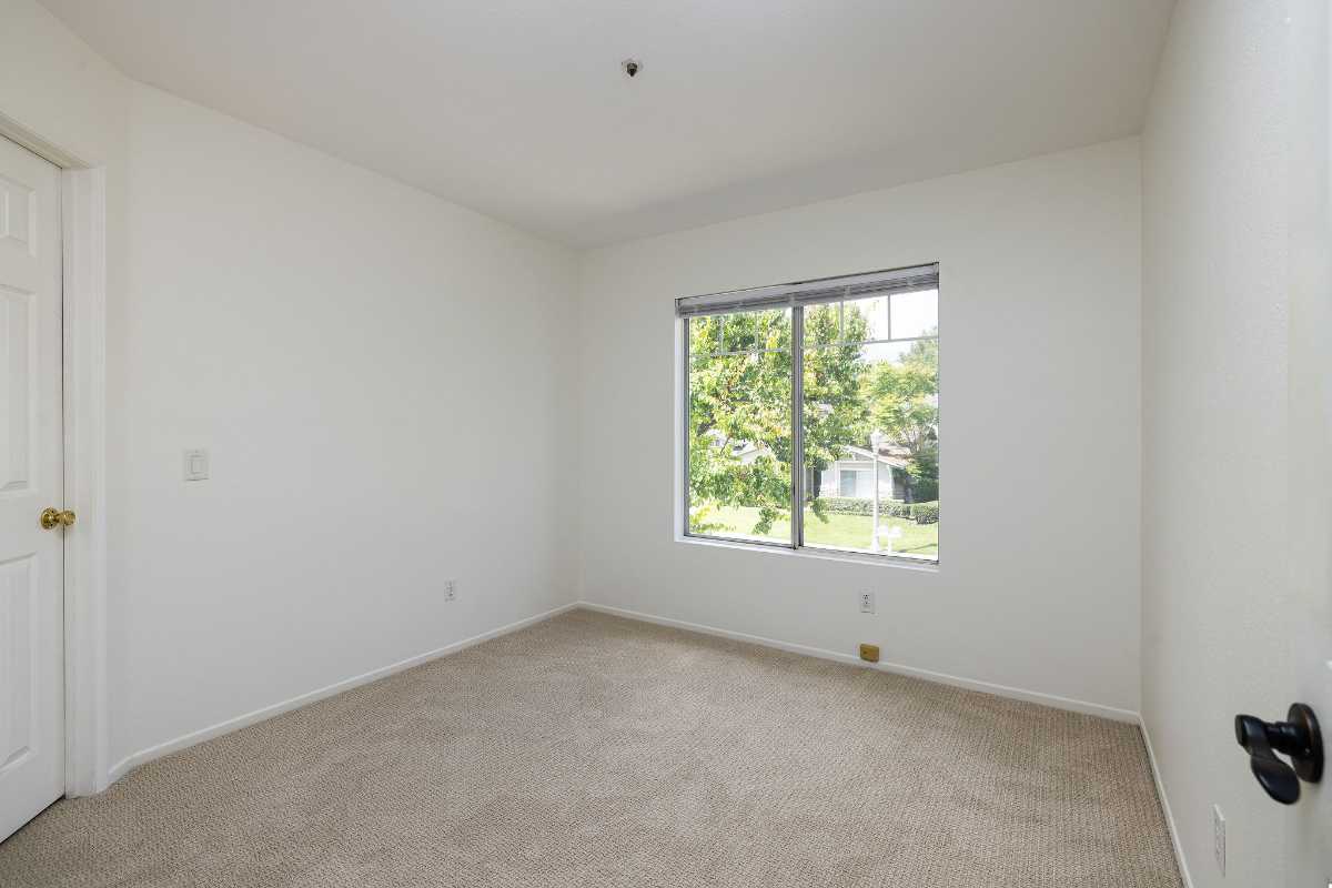 Brad Feldman Group Top Anaheim Realtor 114 N Pauline St web 14