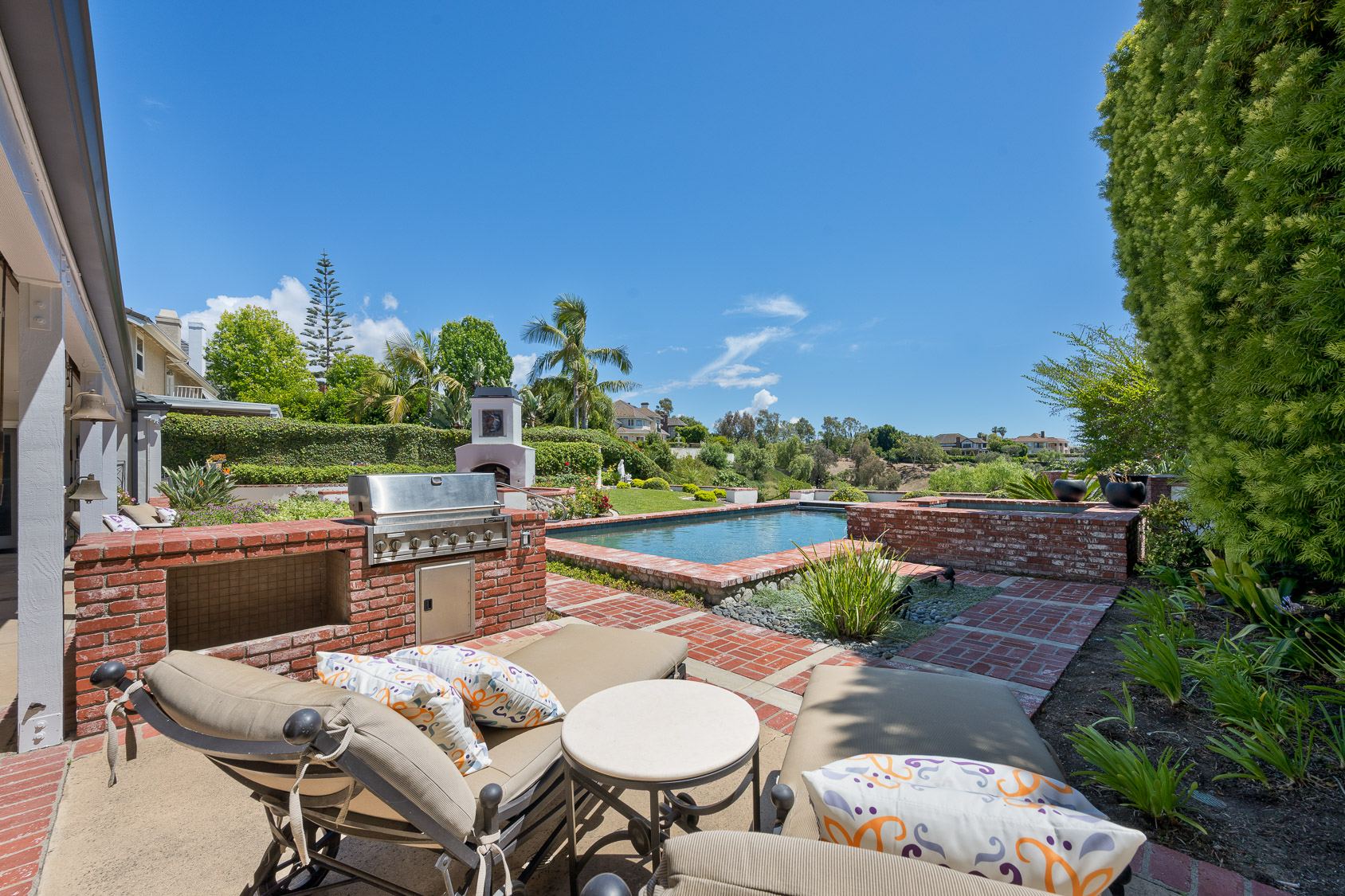 Brad Feldman Group Top Laguna Hills Realtor 25402 Gallup Circle CS 29