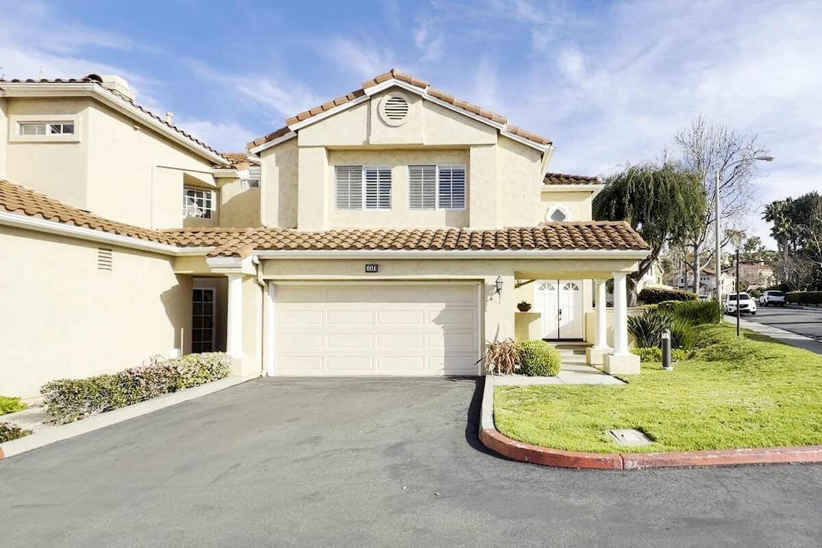 Brad Feldman Group Top San Clemente Realtor 801 Via Presa Front View 02