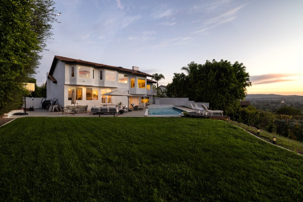 Feldman Mason Group Top Nellie Gail Ranch Realtor 24891 Buckskin Dr 25