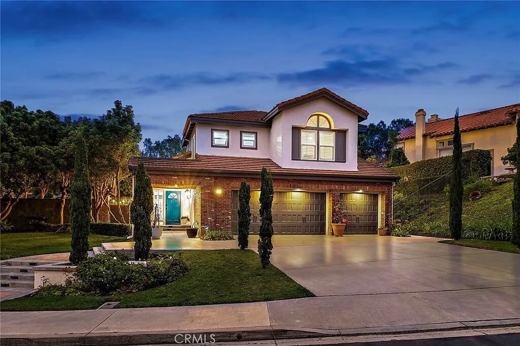 Feldman Mason Group Top Laguna Niguel Realtor 5 Glastonbury Pl twilight front view